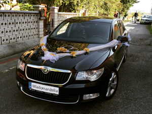 auto na svadbu